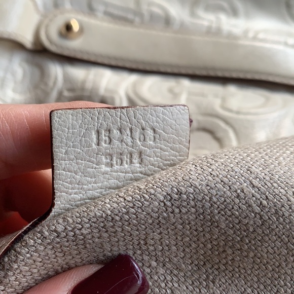 Authentic Gucci Hobo Bamboo Handbag - Picture 2 of 9